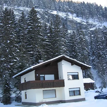 Haus Berta Elbigenalp