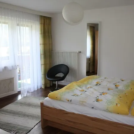 בית נופש Haus Berta *